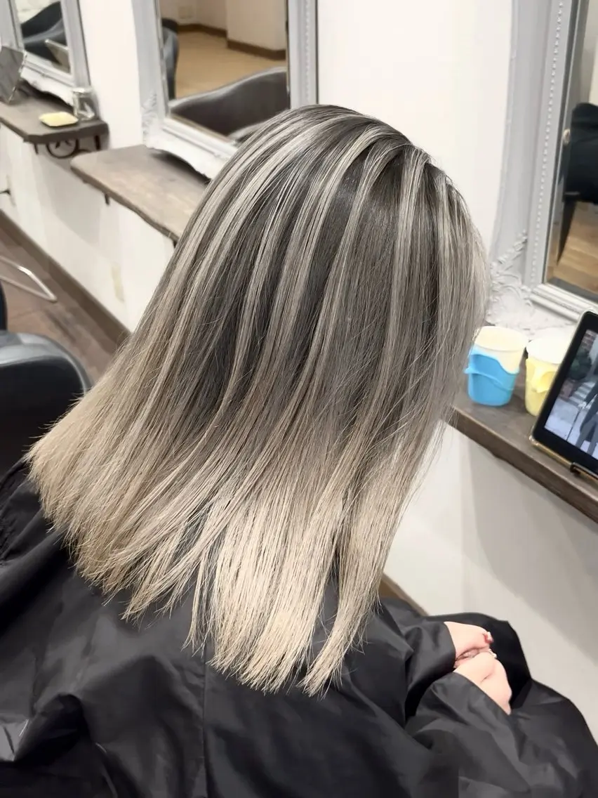 ロング カラー バレイヤージュ レイヤーカット カット ヘアカラー バレイヤージュ 宮本宗嵩のヘアスタイル