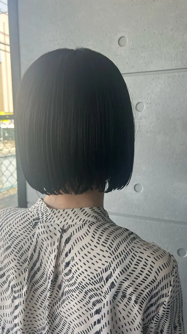 ショート ボブ カット ヘアカラー トリートメント 盛本 彩乃のヘアスタイル