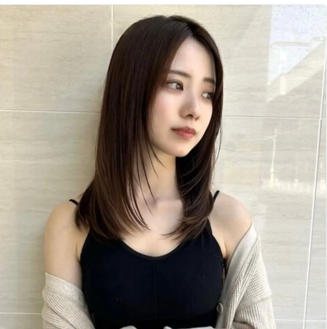 セミロング 梶 久菜乃のヘアスタイル