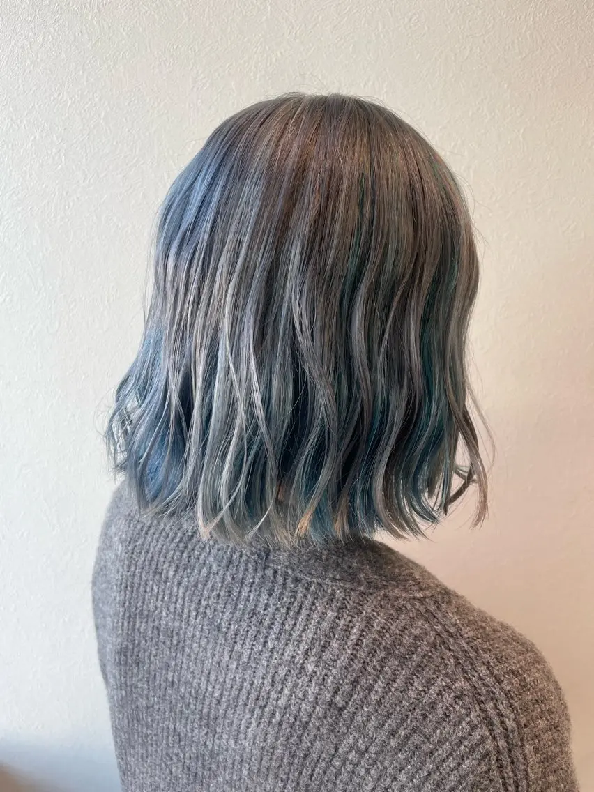 ショート カラー ダブルカラー インナーカラー ユニコーンカラー ヘアカラー SARA古賀店 かすみ🐬🩵のヘアスタイル