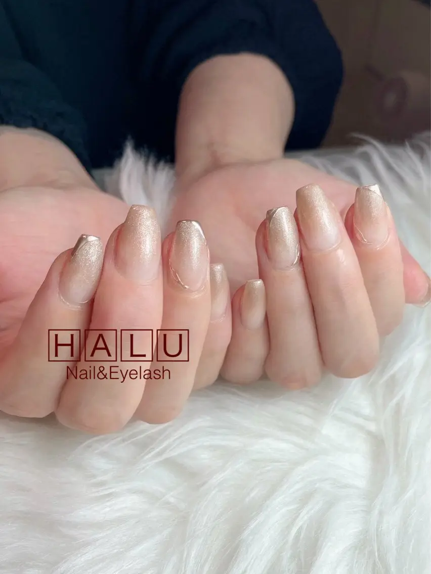 ネイル ゴールド ラメ(グリッター) ミラーネイル HALU ハルのネイルデザイン