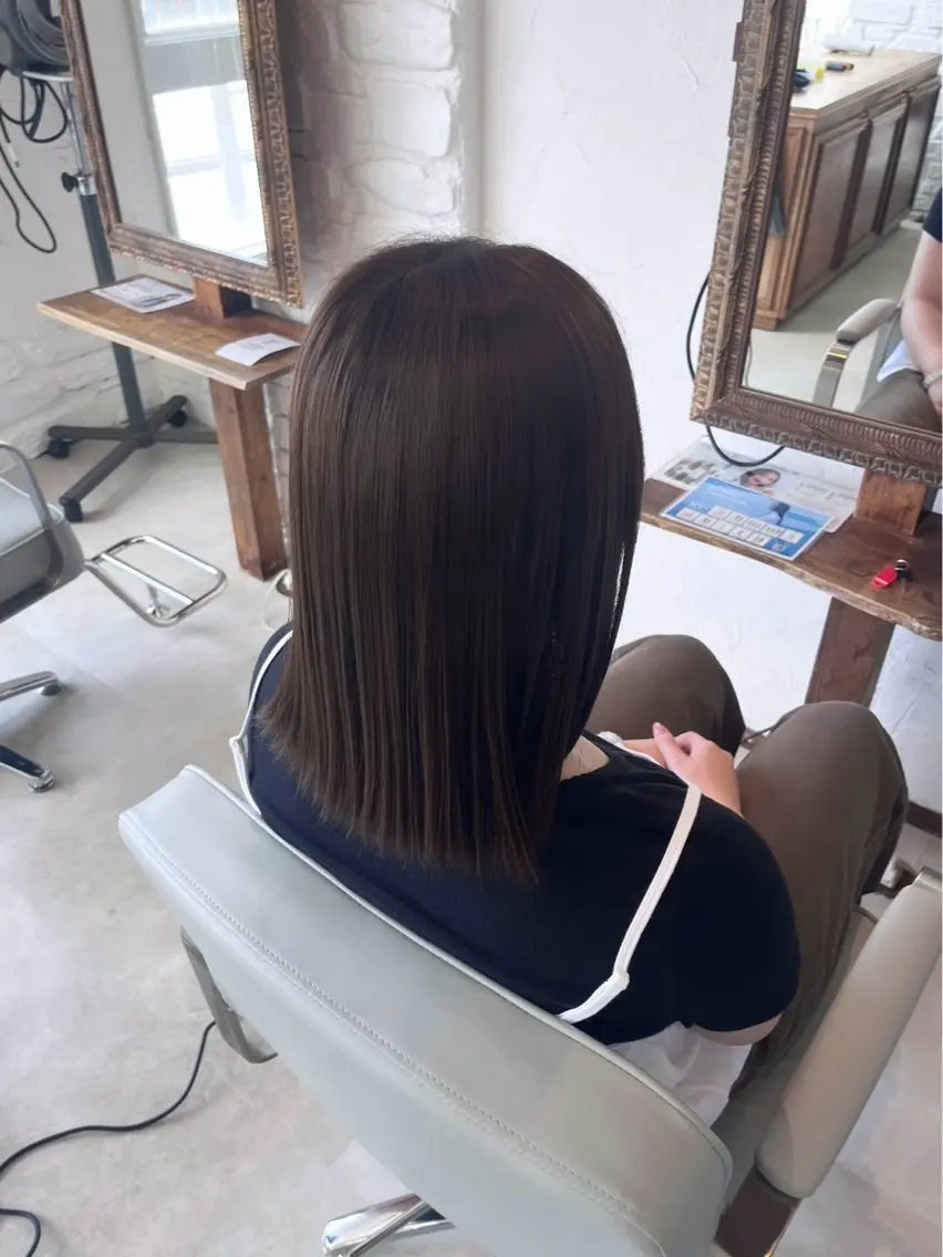 ミディアム カラー ヘアカラー Frames Yumeのヘアスタイル