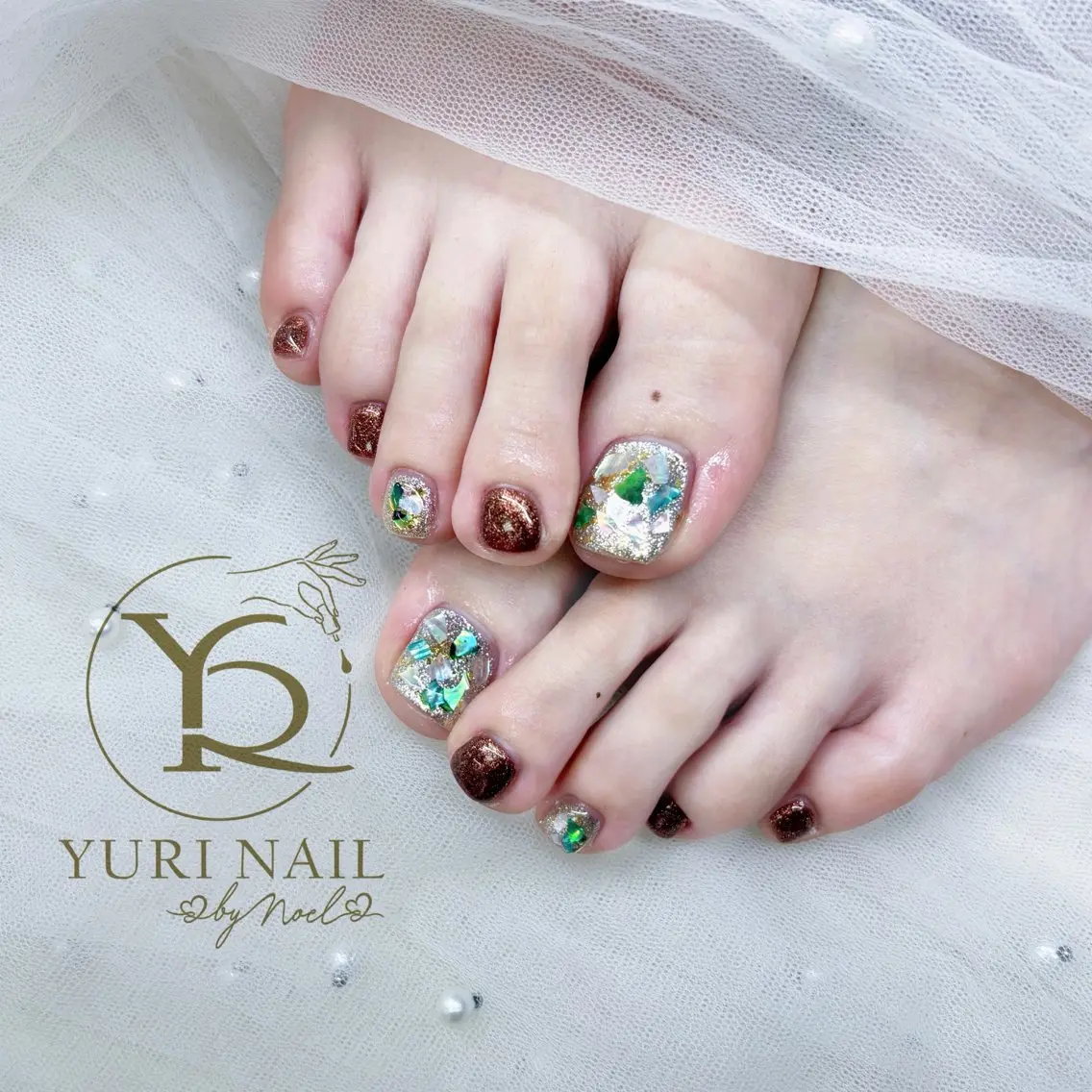 ネイル ハンドネイル フットネイル ハンドケア YURI Nail NARITAのネイルデザイン
