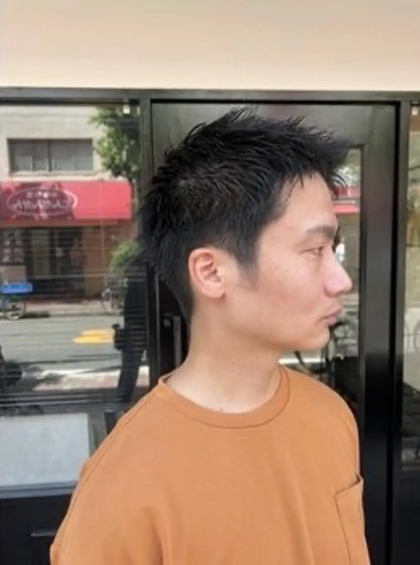ショート 長谷川 黎のヘアスタイル