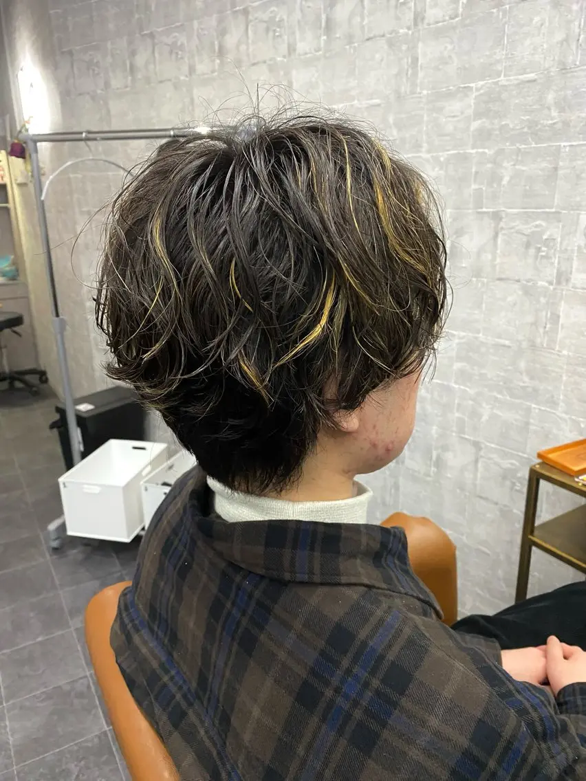 パーマ メンズ 吉澤 駿のヘアスタイル