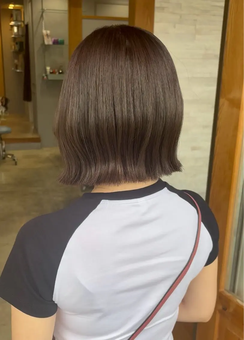 ミディアム ボブ くびれヘア ヘアカラー トリートメント miloc Maikaのヘアスタイル