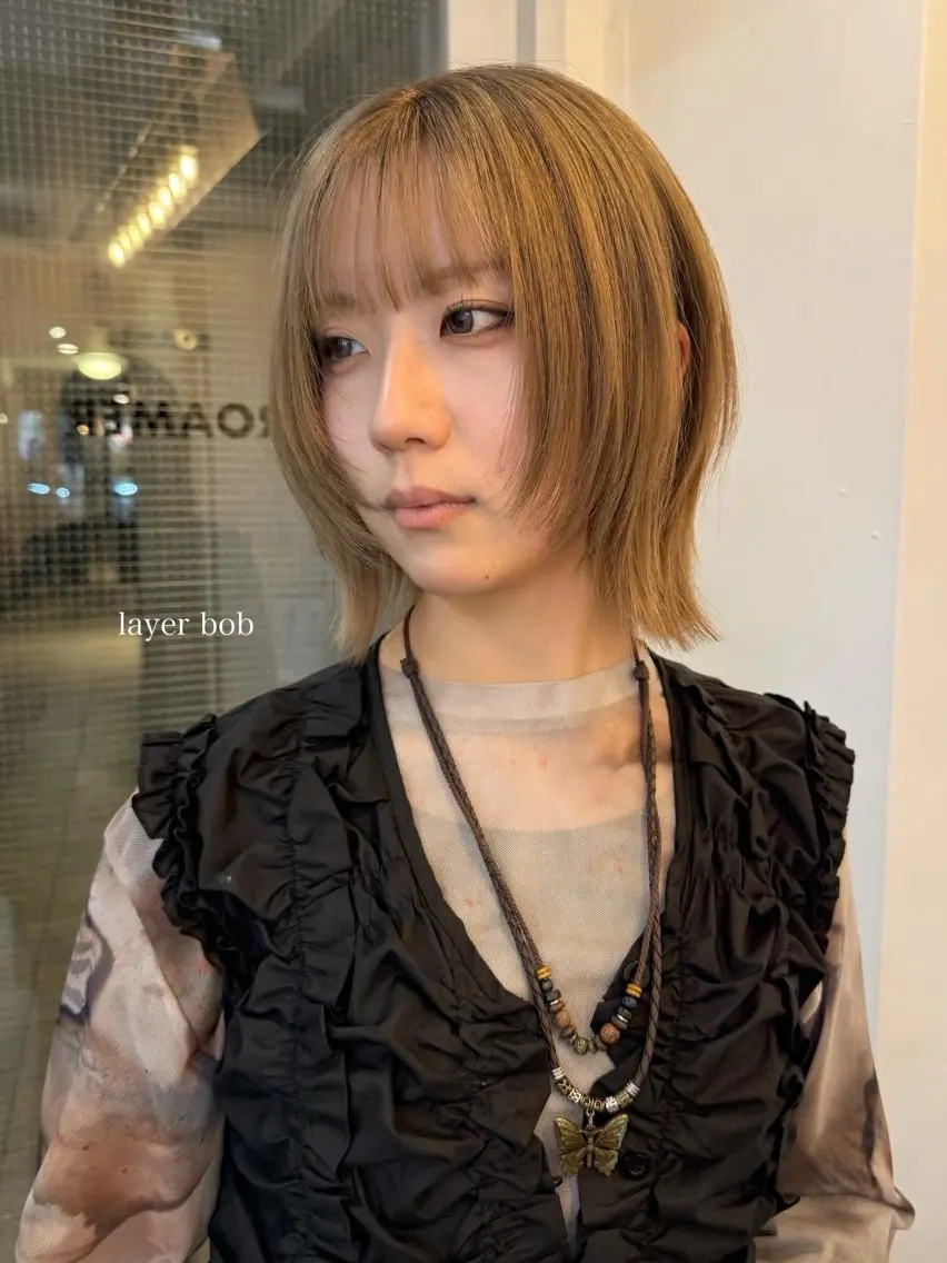 ミディアム カラー カット ヘアカラー トリートメント ‎♡アヤメ/レイヤー ボブ♡渋谷のヘアスタイル