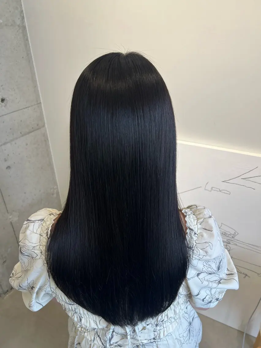 ストレート続けている方にオススメ✨カット+ストレートリタッチ+髪質改善トリートメント🍎の写真