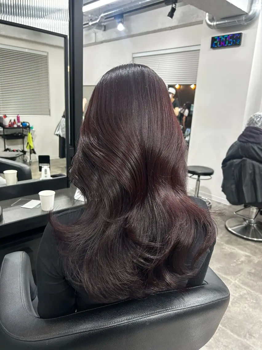 ロング カラー ヘアアレンジ メンズ キッズ カット ヘアカラー トリートメント ブリーチなしカラー/ ブラウン/レイヤーのヘアスタイル