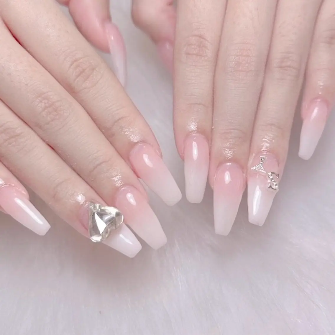ネイル ハンドネイル Mari 🎀のネイルデザイン