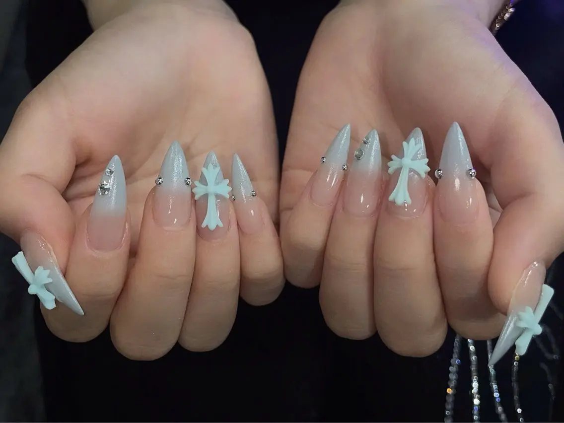 ネイル チークネイル 長さ出し フレンチネイル ジェルネイル ガーリー ハンドネイル Sora  Nail Studioのネイルデザイン