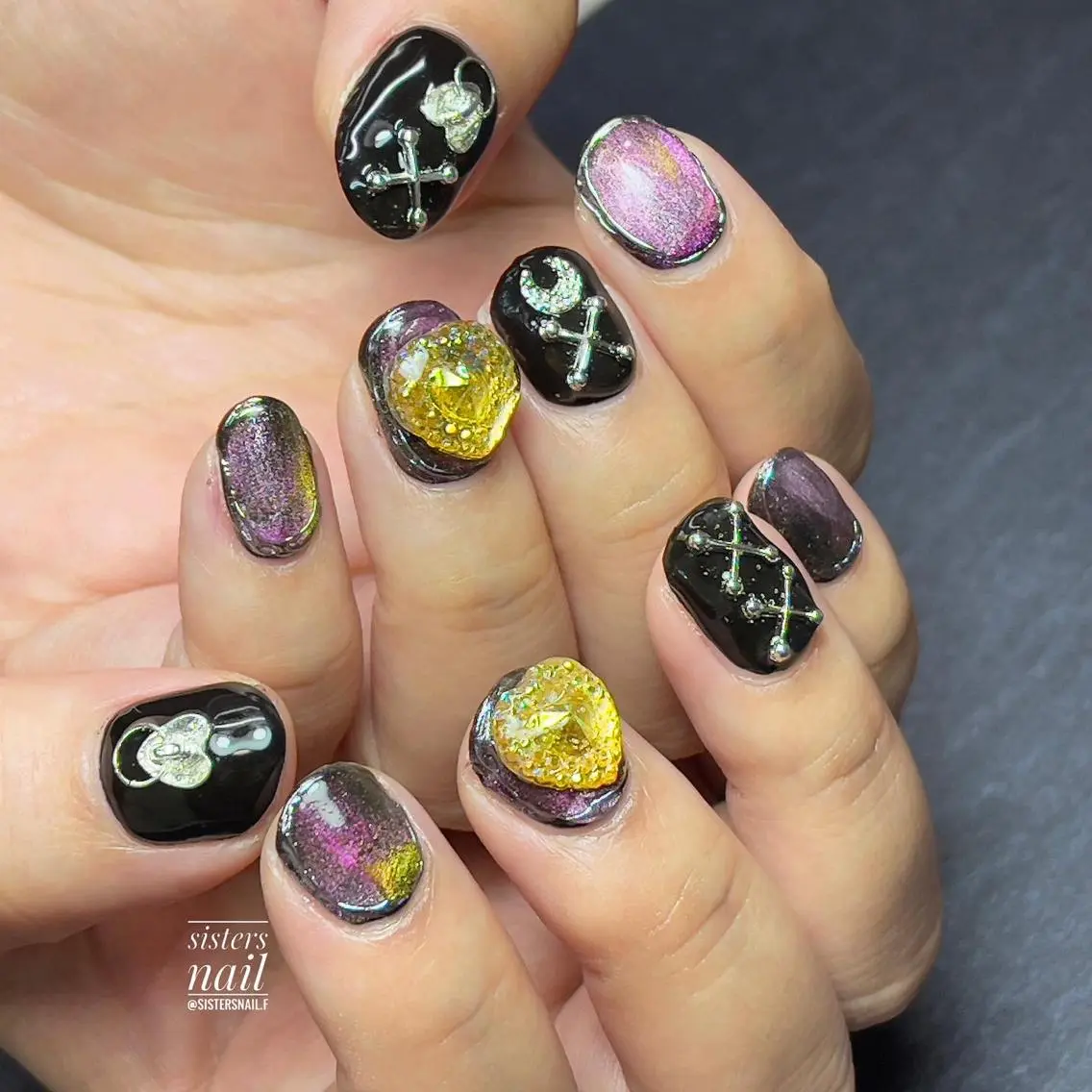 ネイル アートネイル キラキラネイル マグネットネイル sisters nail.fのネイルデザイン