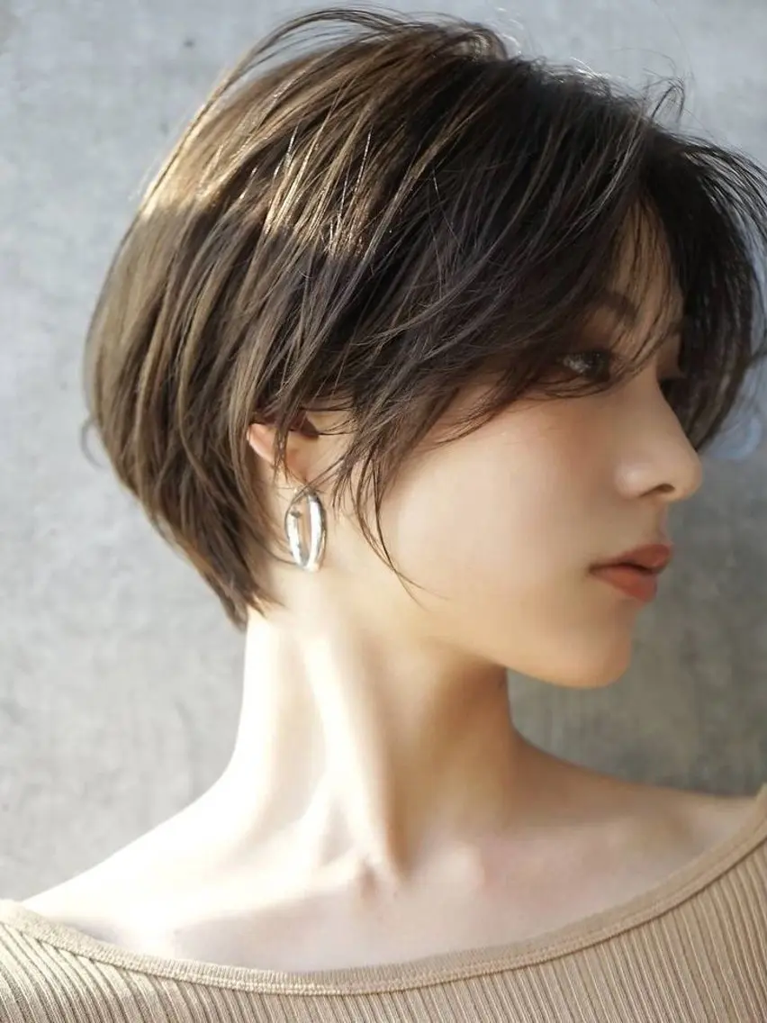 ショート カラー 小顔ショート🏅/ 透明感カラー/みらいのヘアスタイル