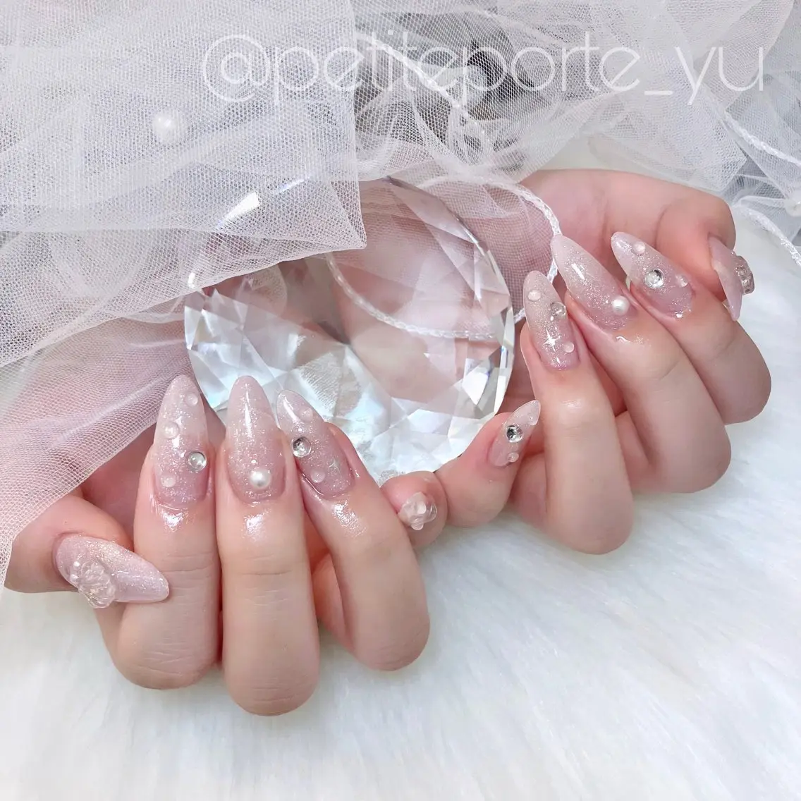 ネイル アートネイル 長さ出し キラキラネイル ハンドネイル petite porteのネイルデザイン