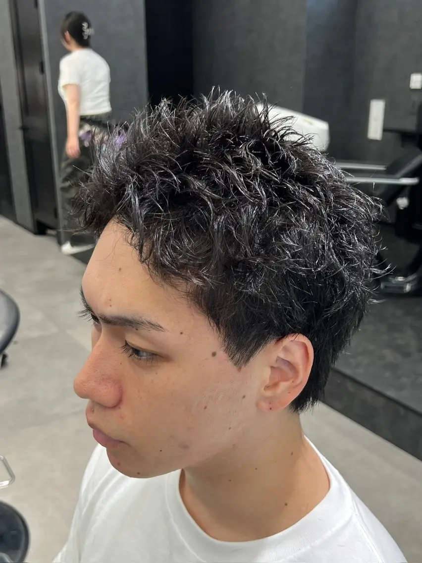 ショート パーマ ショートヘア スパイキーショート 長谷野真吾のヘアスタイル