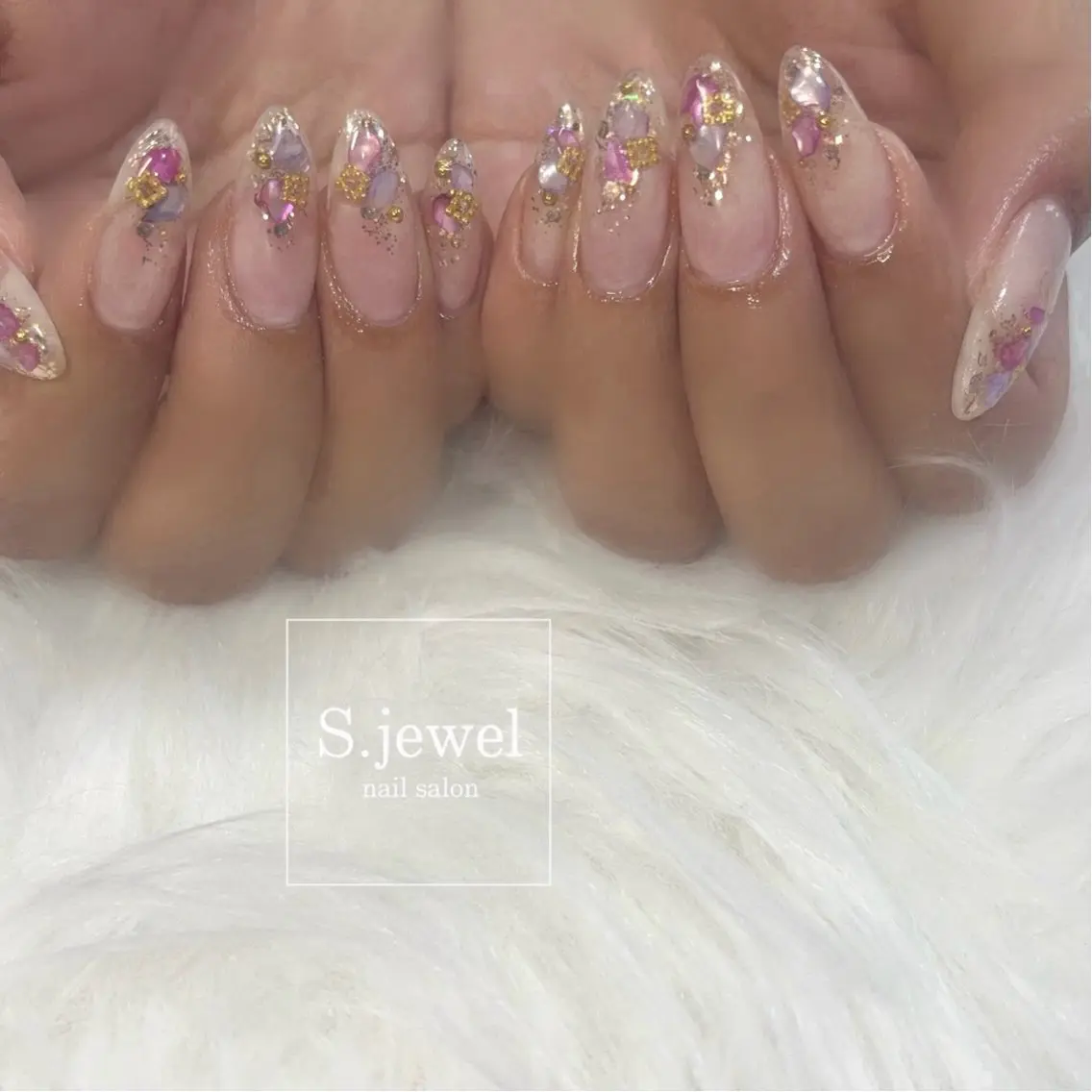 ネイル S. JEWELのネイルデザイン