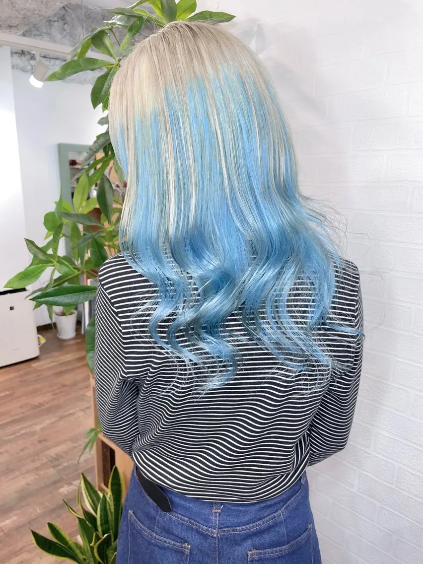 ロング カラー ブルーカラー グラデーションカラー Re:ta Hair 飯田淳平のヘアスタイル
