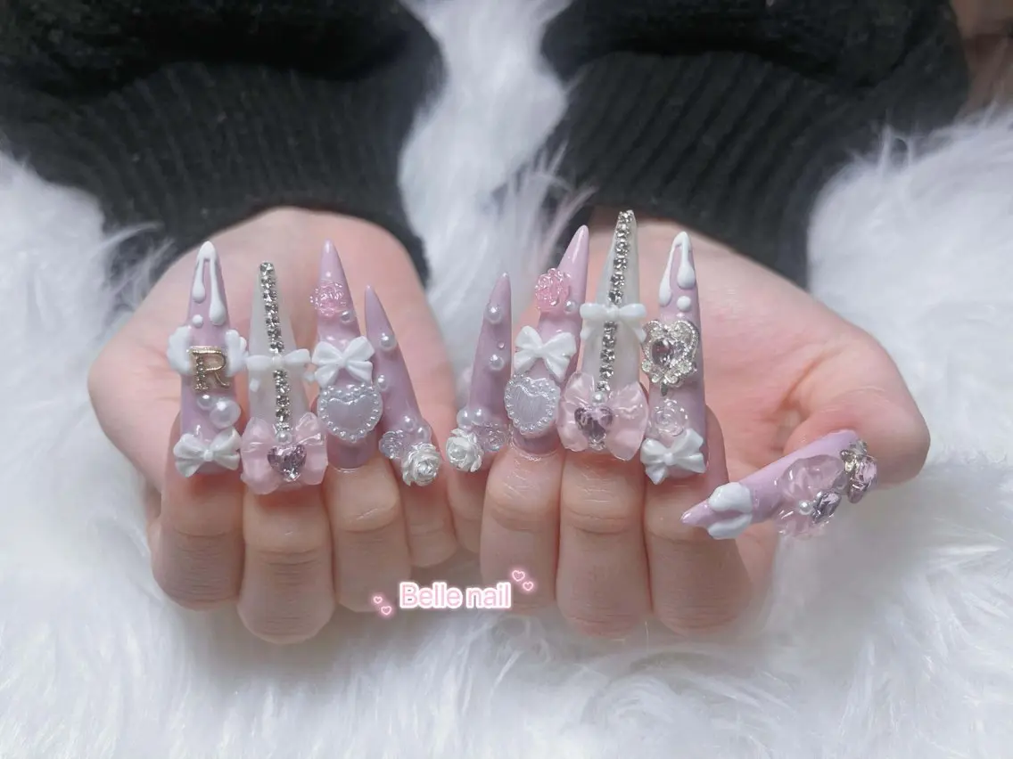 🎀［チップ長さだし］ゴテゴテ全てパーツつけ放題 （長さ出しオフ有料）の写真