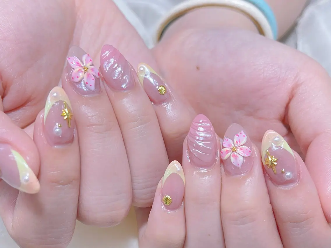 ネイル 🎀ネイルサロン エクラYUI🎀のネイルデザイン
