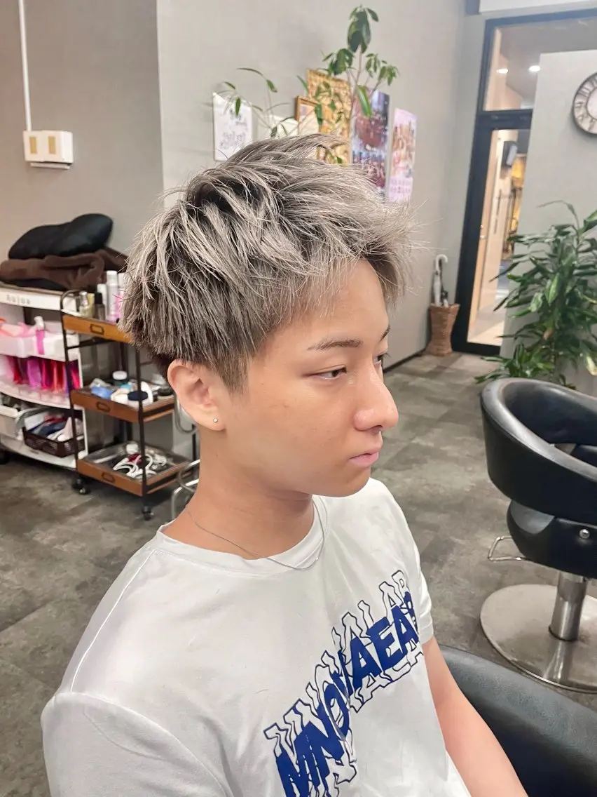 カラー メンズ 🌻ミラクル美容師 🌻✨クッポ✨のヘアスタイル