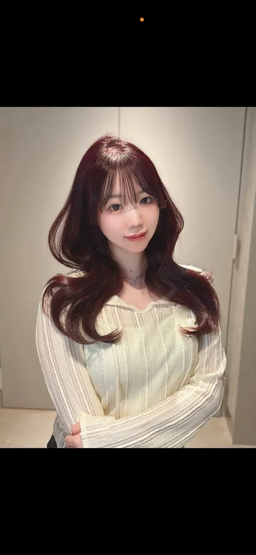 カラー 武藤 綾音のヘアスタイル