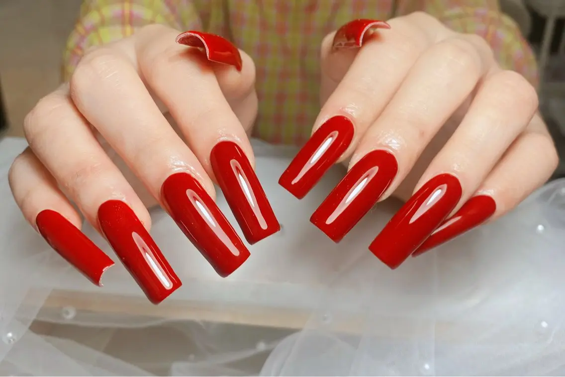 ネイル チークネイル フラッシュネイル フレンチネイル ガラスフレンチ キラキラネイル ハンドネイル フットネイル REI NAILS SALONのネイルデザイン