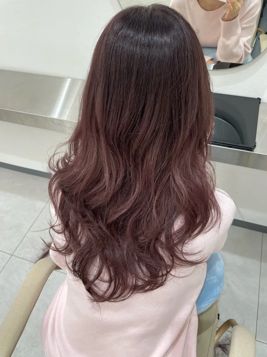 ロング カット ヘアカラー トリートメント N°Elune RINNAのヘアスタイル