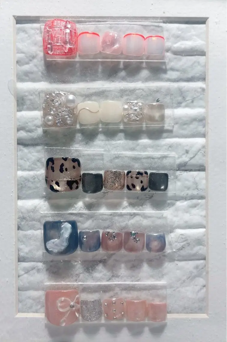 【オフなし】フット 限定アート　色変え可能　マグネットもの写真