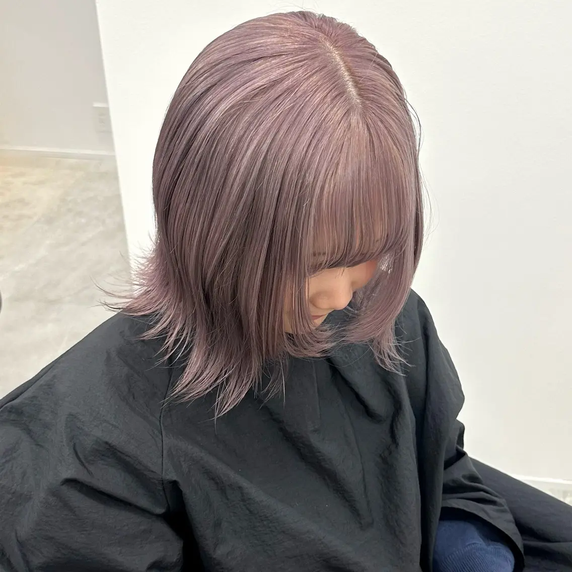 ミディアム カラー ベージュカラー ブリーチ 透明感カラー グレージュ ラベンダーカラー ヘアカラー トリートメント ブリーチ/ベージュ /natsumiのヘアスタイル