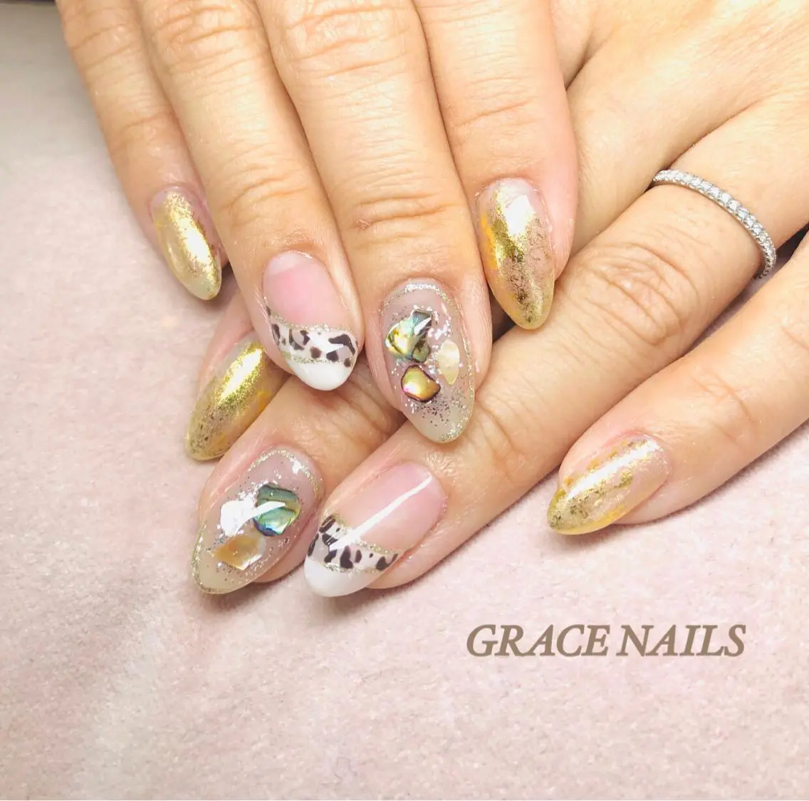 ネイル ハンドネイル フットネイル GRACE NAILSのネイルデザイン