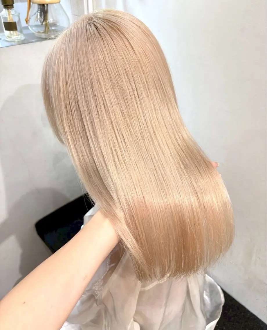 カラー ヘアカラー ハイトーンカラー/ hinata🪽のヘアスタイル