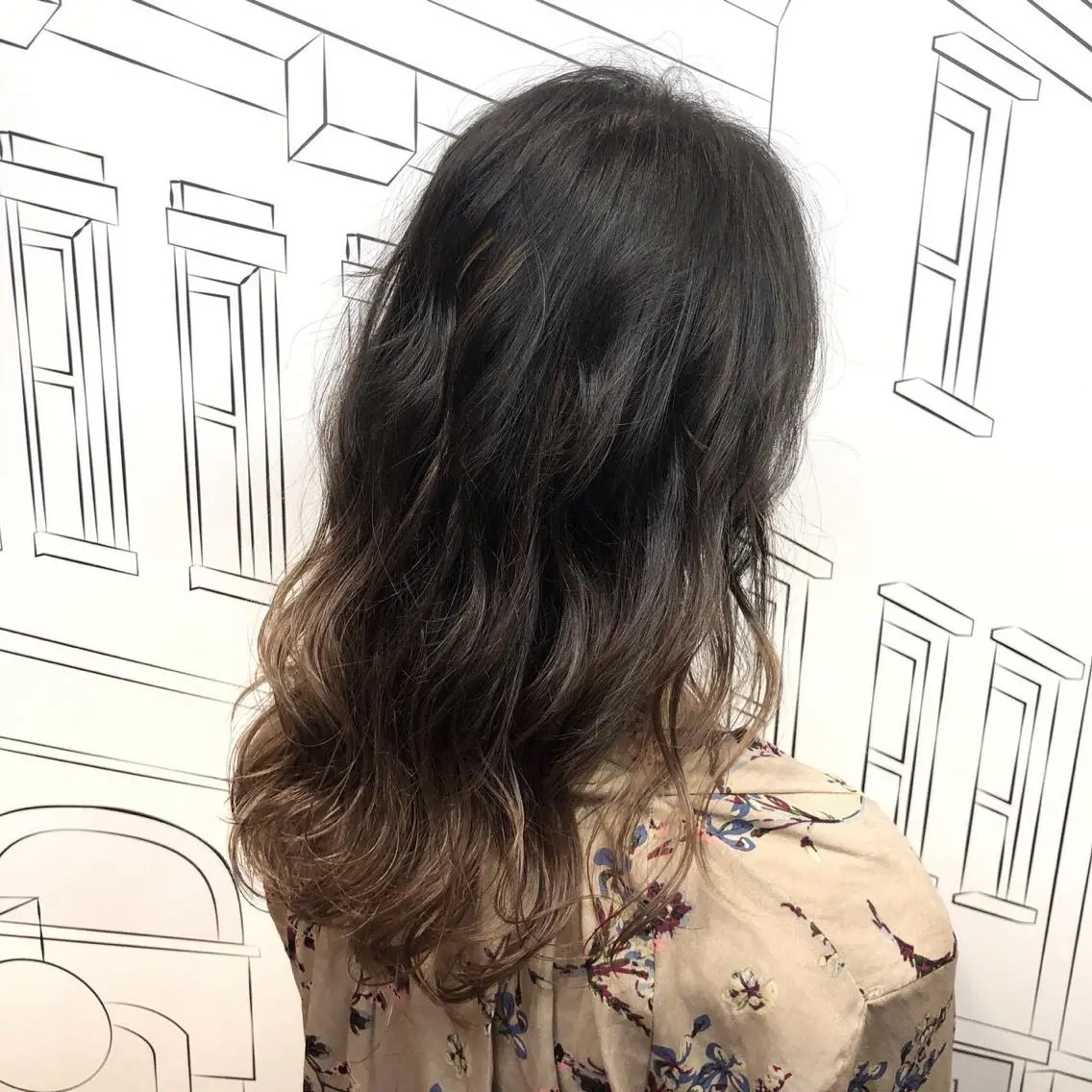 セミロング カラー ベージュカラー グラデーションカラー TOMOKA 艶髪/髪質改善🫧のヘアスタイル