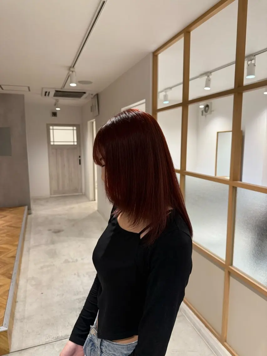 ミディアム カラー レイヤーカット み うのヘアスタイル