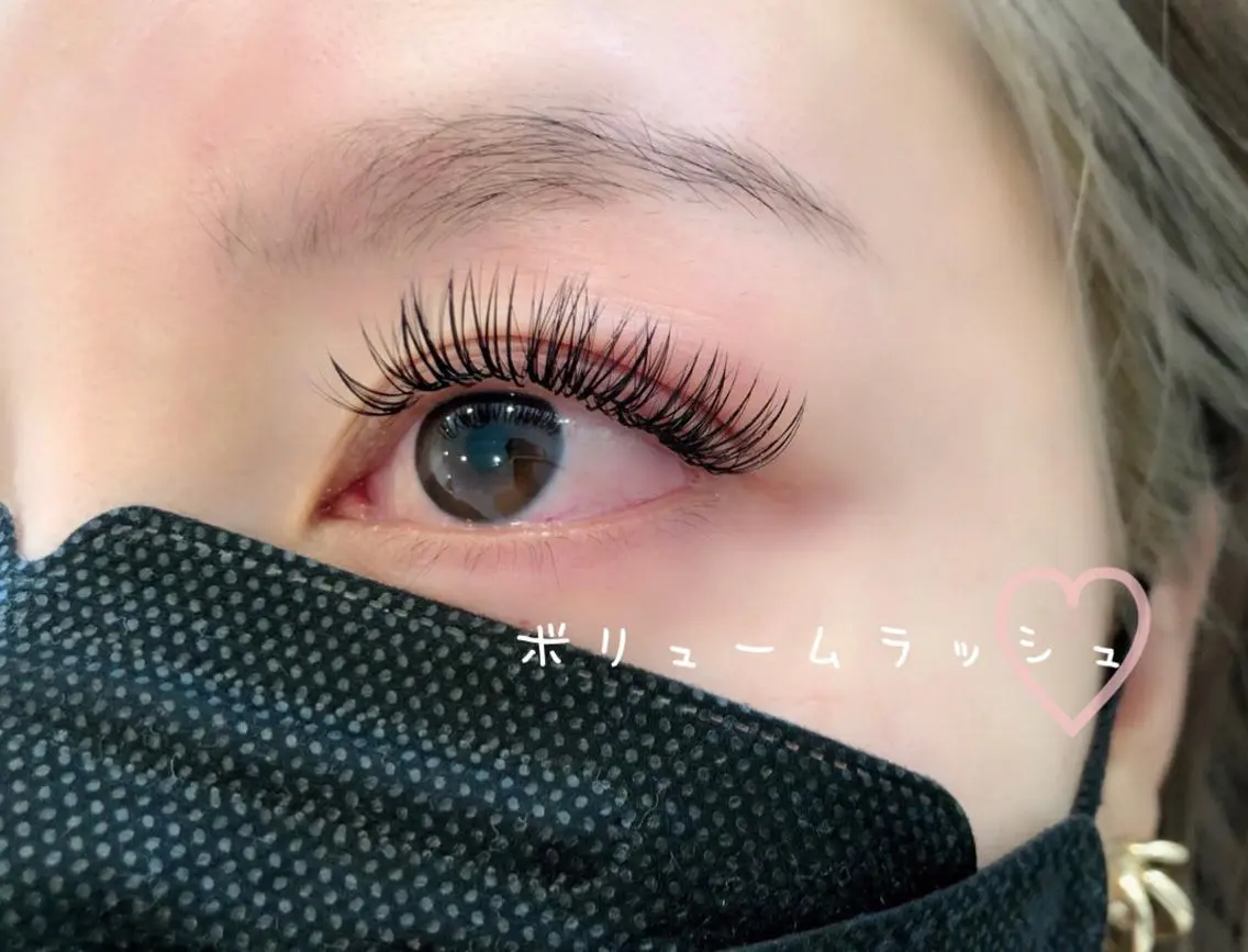 マツエク・マツパ ボリュームラッシュ désirbeaux 瀬崎の眉毛・アイブロウイメージ