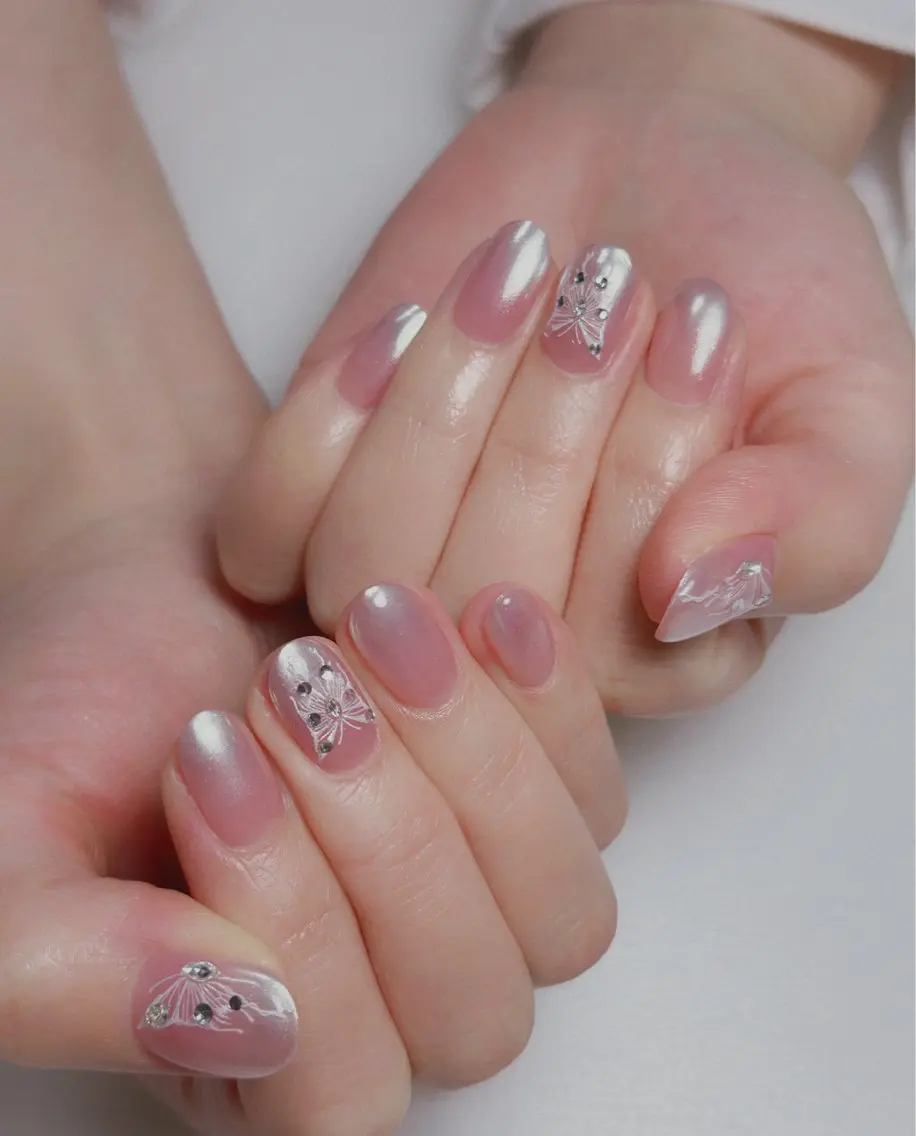 ネイル オーロラネイル 長さ出し フットネイル ラメ(グリッター) ラメグラデーション ハンドネイル 👍thumbs up nail👍のネイルデザイン