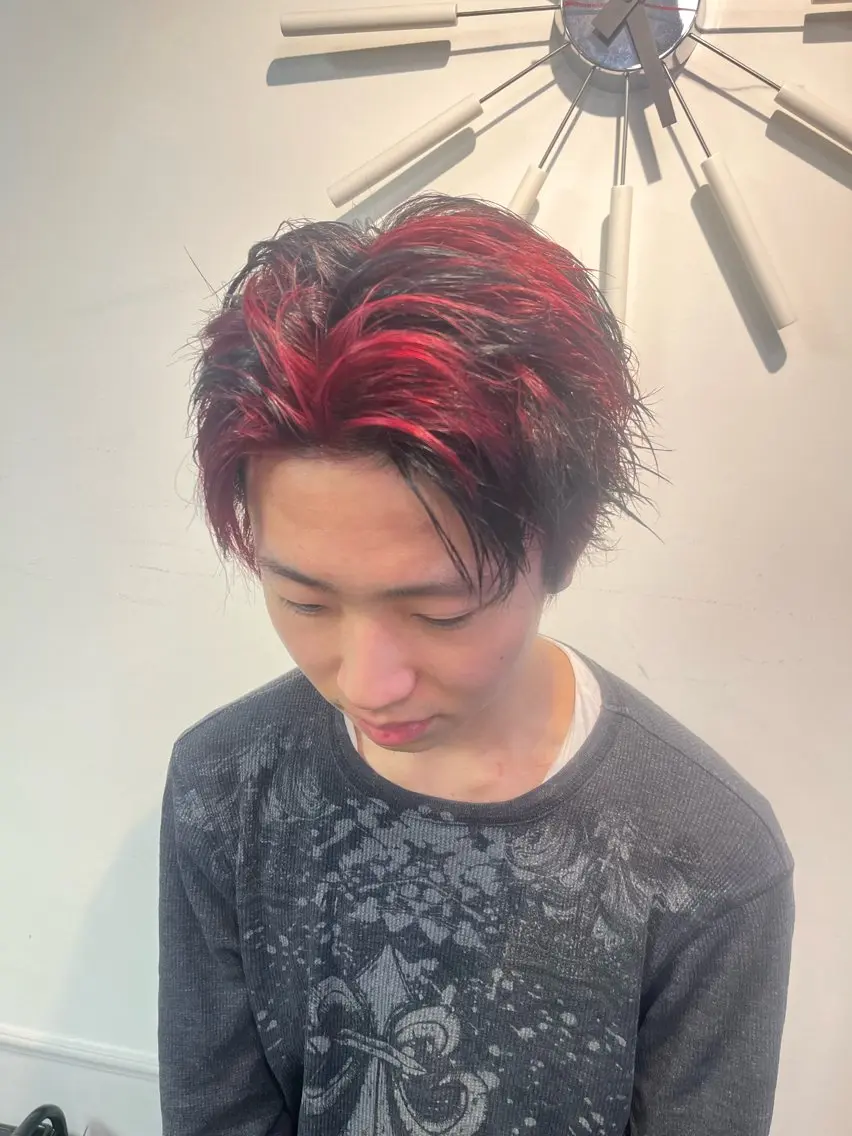メンズ ヘアカラー デザインカラー🍬✨ 透明感カラー✨ナナのヘアスタイル