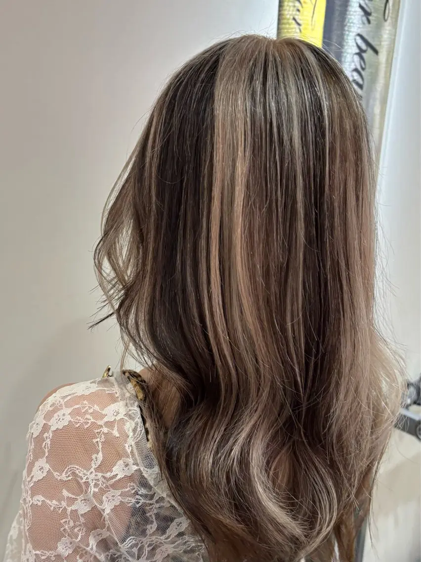 ロング カラー ヘアカラー Ma ruのヘアスタイル