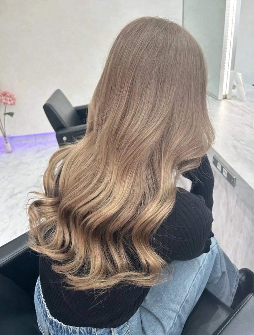 カラー ブリーチ カラーモデル募集💖 RIRIKA🩷🧸のヘアスタイル