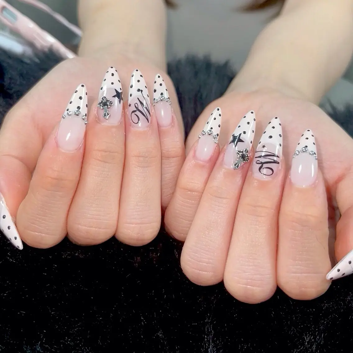 ネイル オーロラネイル 長さ出し フラッシュネイル フレンチネイル ジェルネイル ハンドネイル ハンドケア CiCi Nail Salonのネイルデザイン