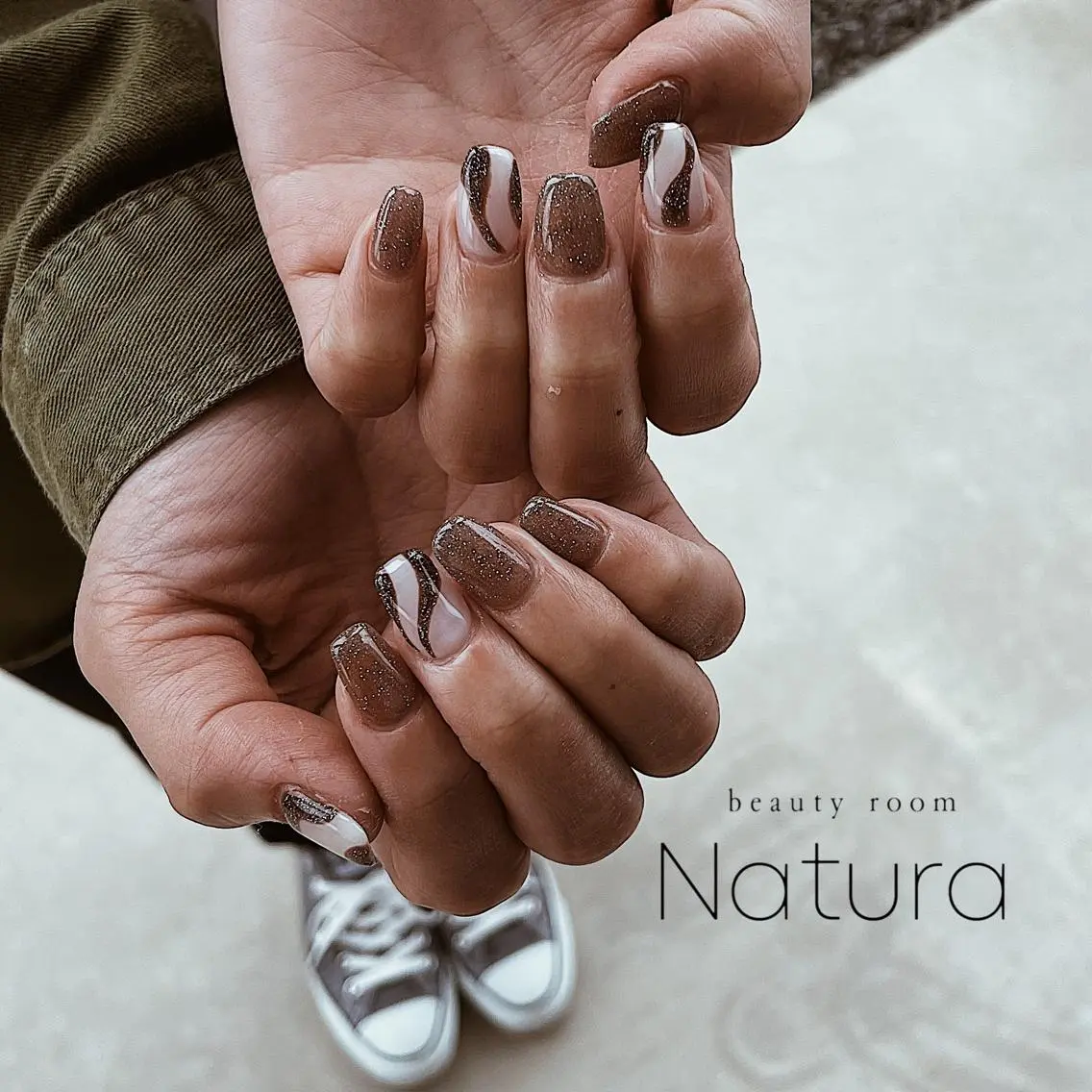 ネイル マツエク・マツパ アイブロウ ハンドネイル beautyroom Naturaのネイルデザイン