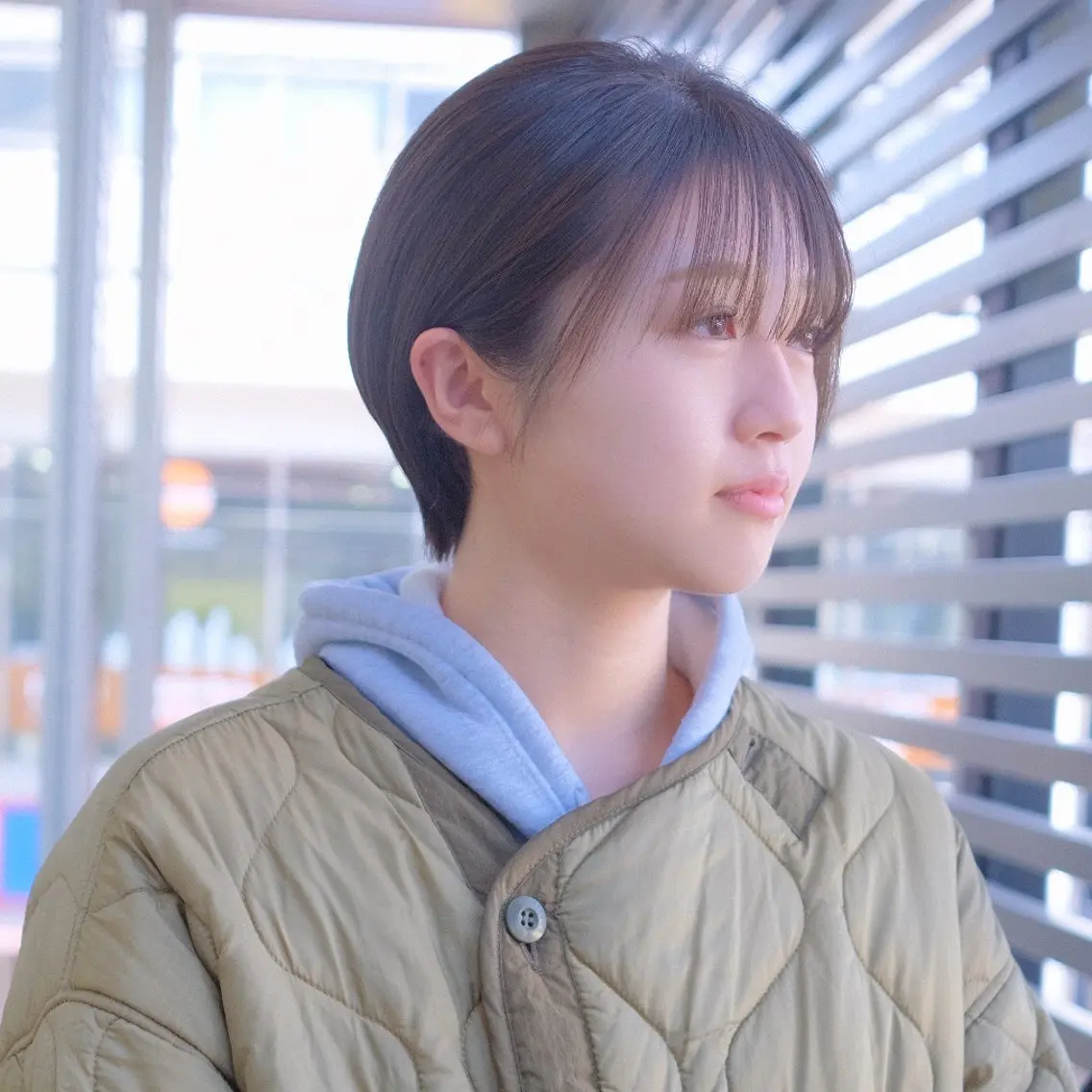 ショート カラー 丸みショート シースルーバング ショートヘア 【表参道】ショート/ ボブ/くせ毛カットのヘアスタイル