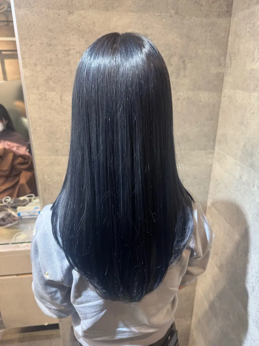 ロング 顔まわりレイヤー 髪質改善 レイヤーカット シャギー 小顔カット ヘアカラー 髪質改善池袋𓊆 大士𓊇ダブルカラーのヘアスタイル