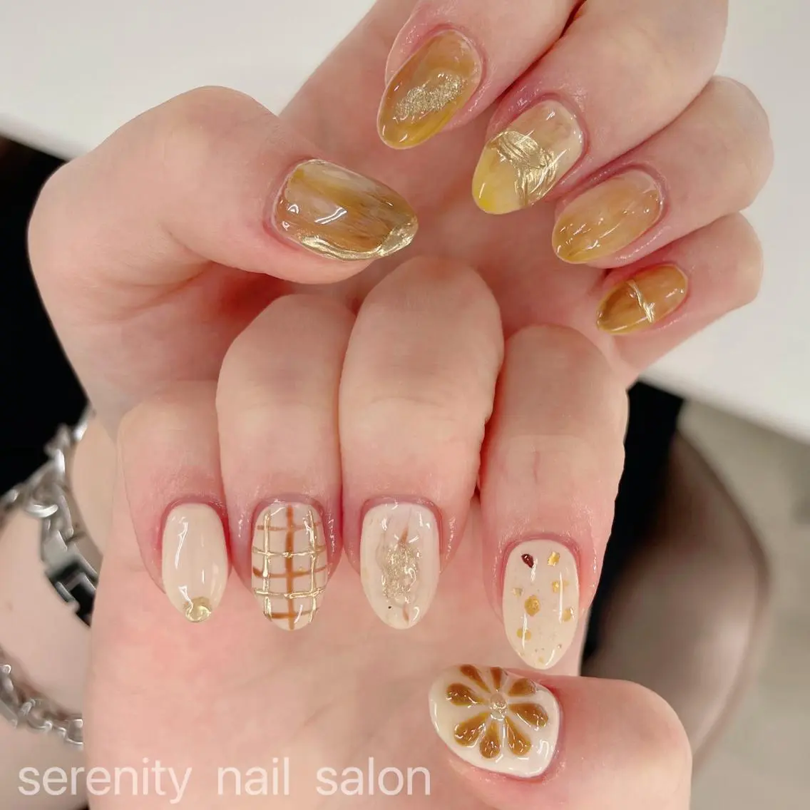 ネイル ハンドネイル ハンドケア ✨Serenity Nail salonのネイルデザイン