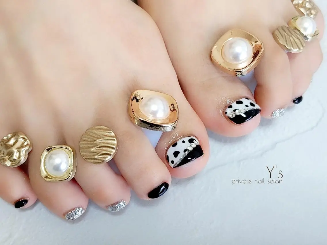 ネイル フットネイル YUMI NAGAI  のネイルデザイン