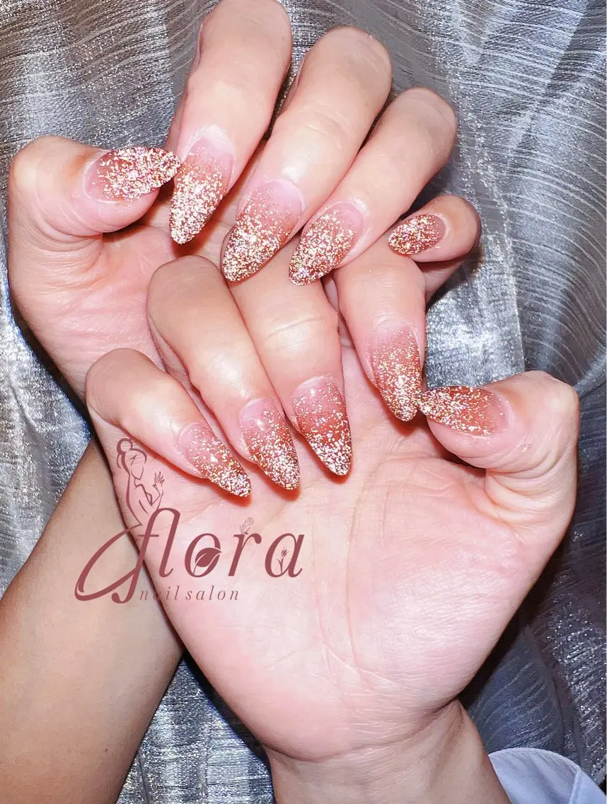 ネイル フラッシュネイル flora nailのネイルデザイン