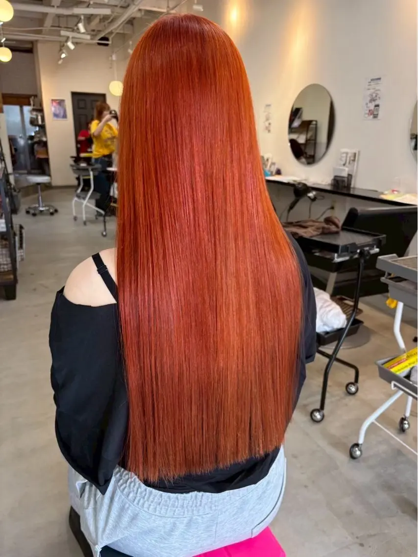 ロング カラー LUCK ユナのヘアスタイル