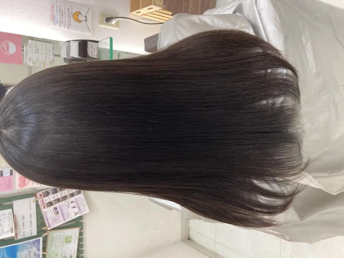 セミロング 縮毛矯正 カット ヘアカラー トリートメント 💐リラジュネス💐 美髪Salon💫のヘアスタイル