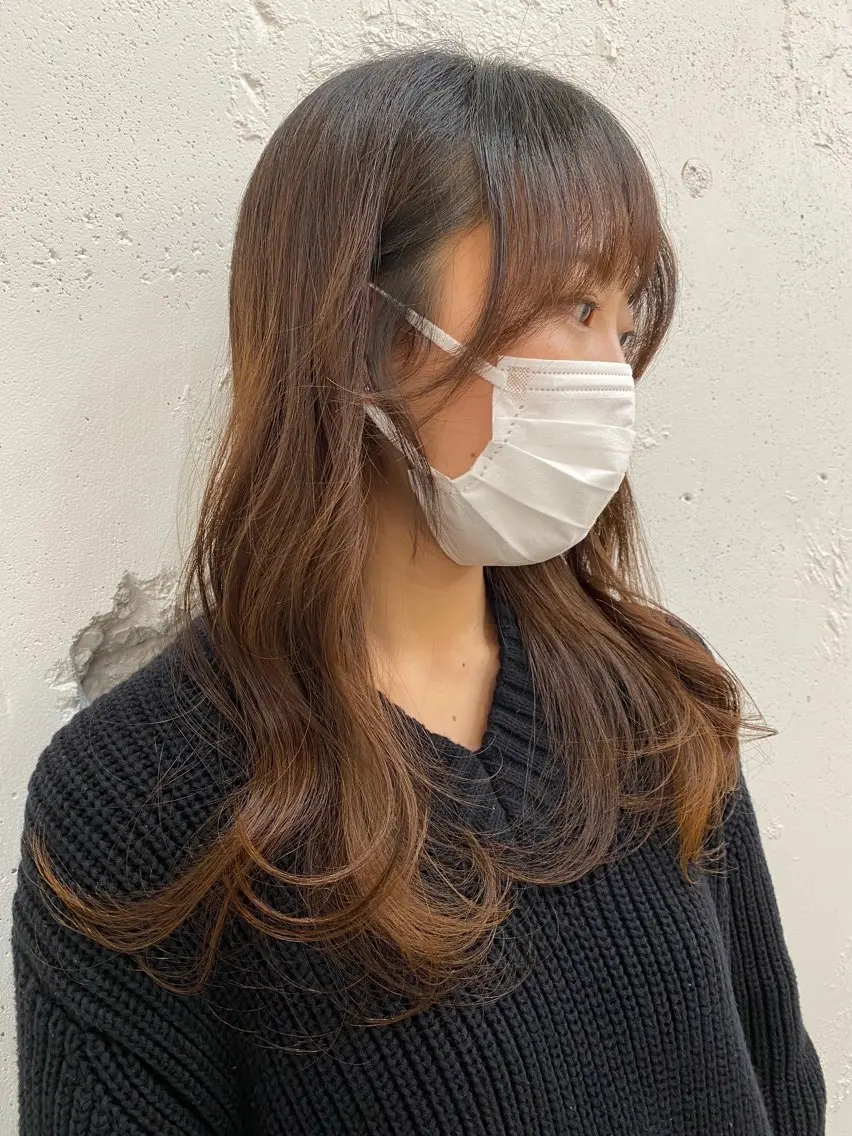 ロング 天使の羽バング・フェザーバング 韓国風ヘア 似合わせヘア 💇🏻‍♀/マリアのヘアスタイル