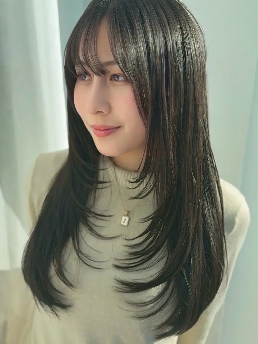 ロング 伸ばしかけ ハイレイヤー レイヤーカット 小顔カット 🧡LANA/栄/ レイヤー/ラテカラーのヘアスタイル
