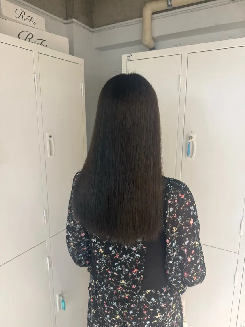 ロング ヘアカラー 高橋 りりのヘアスタイル